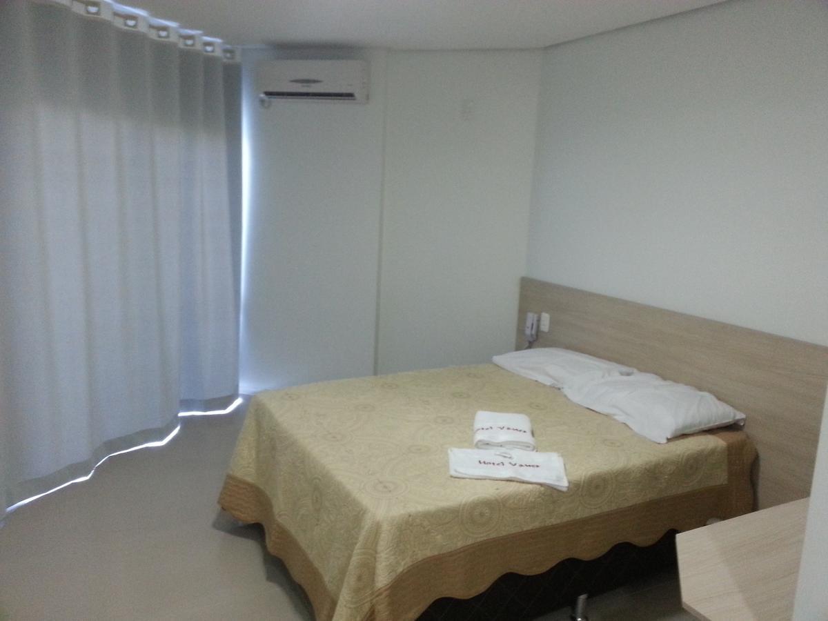 Hotel Vanes Coronel Freitas Bilik gambar